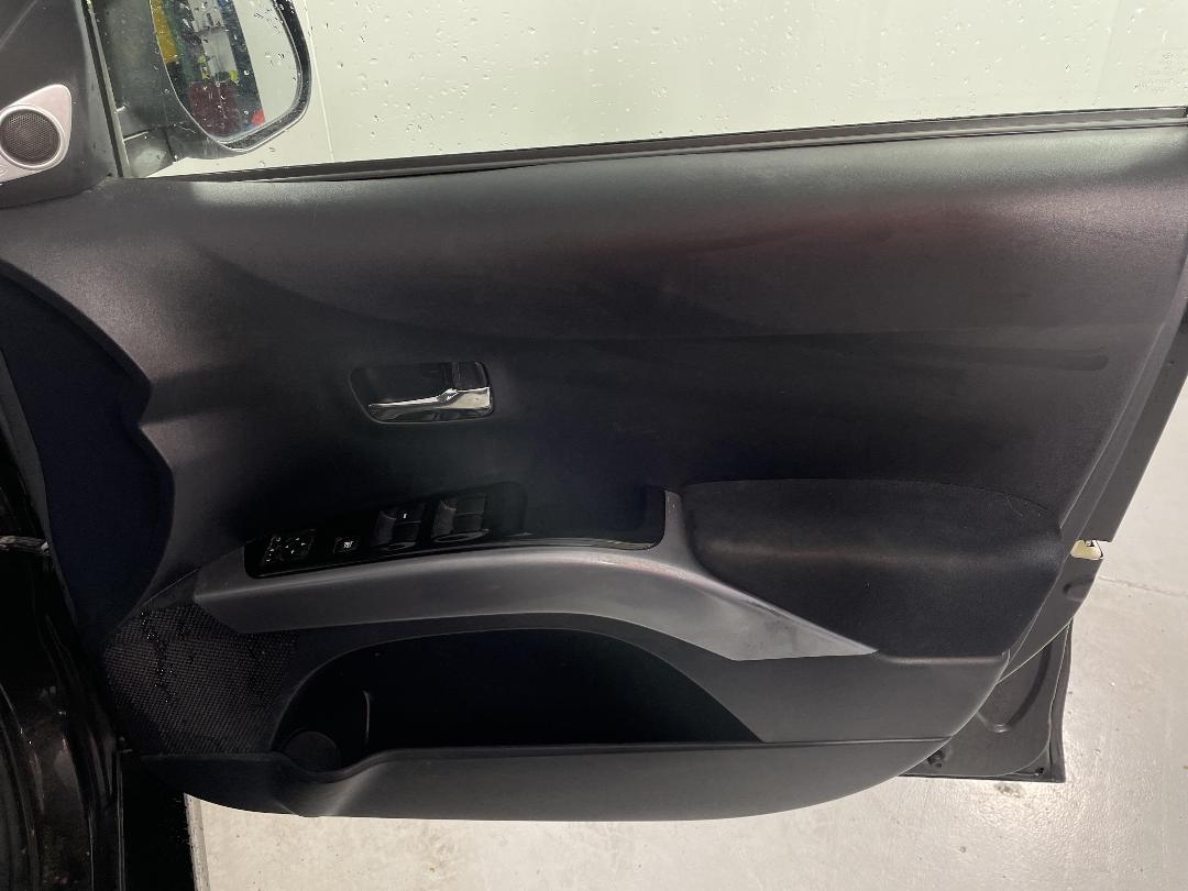 Photo '15' of Mitsubishi Outlander