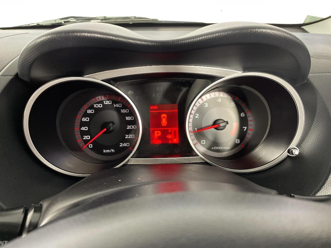 Photo '21' of Mitsubishi Outlander Photo '21' of Mitsubishi Outlander