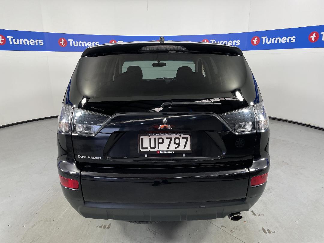 Photo '6' of Mitsubishi Outlander Photo '6' of Mitsubishi Outlander