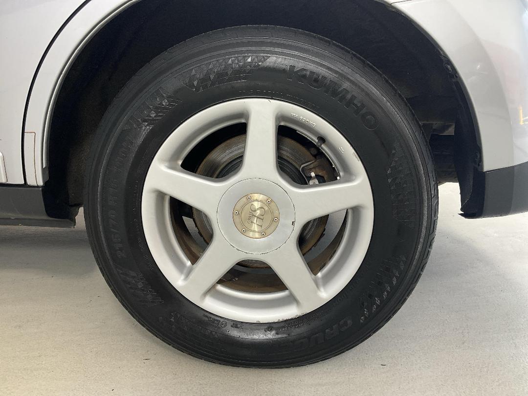 Photo '11' of Mitsubishi Outlander