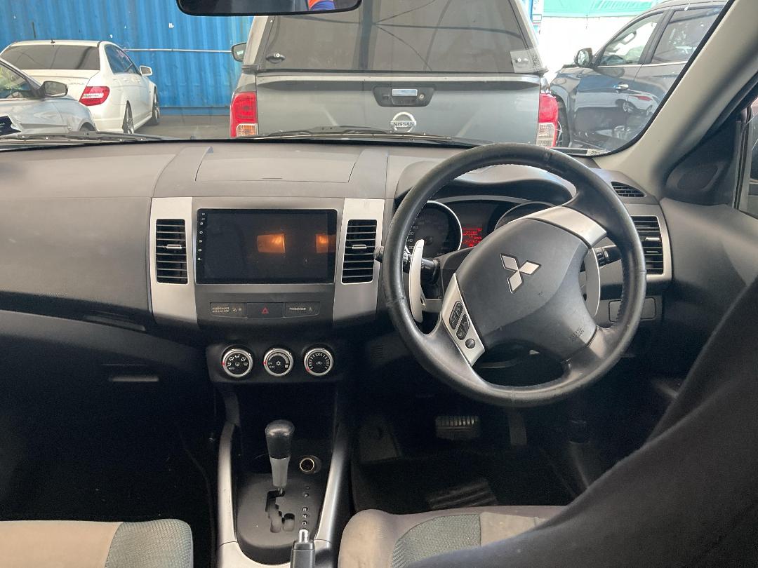 Photo '28' of Mitsubishi Outlander XLS