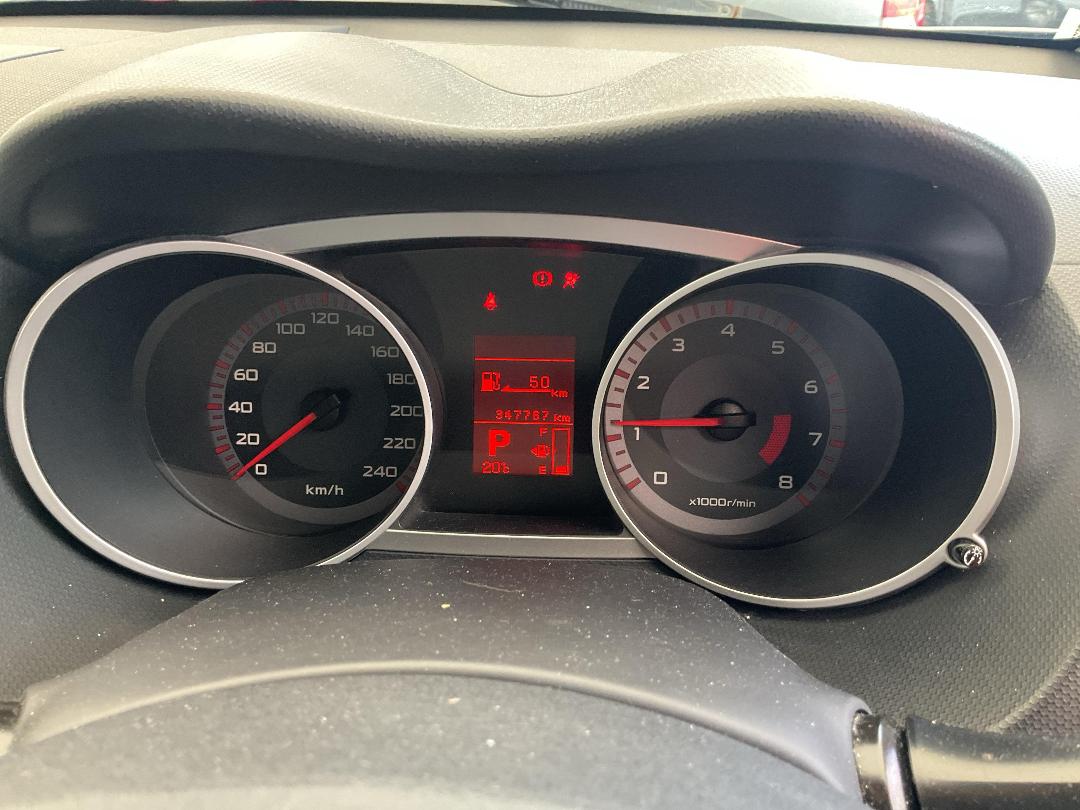 Photo '33' of Mitsubishi Outlander XLS