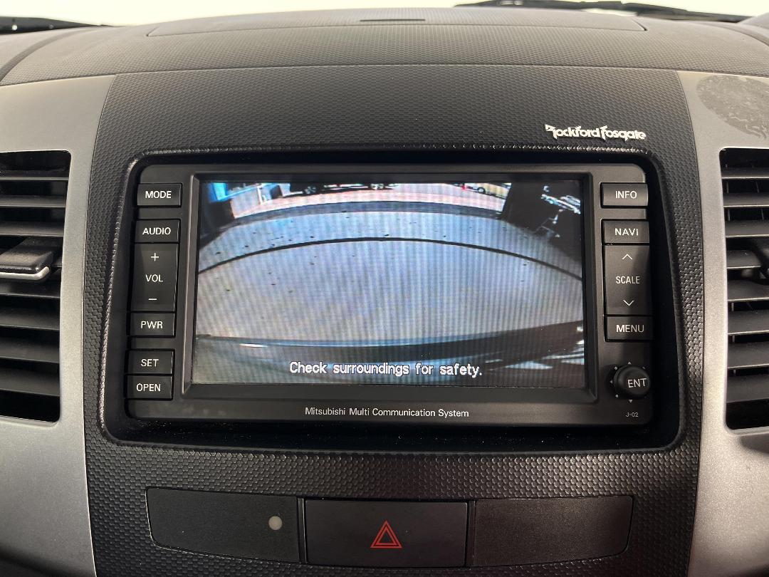 Photo '32' of Mitsubishi Outlander Photo '32' of Mitsubishi Outlander