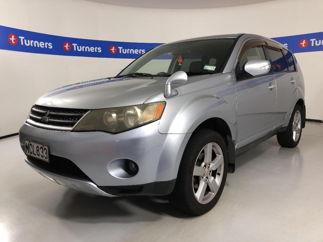 Photo '4' of Mitsubishi Outlander Photo '4' of Mitsubishi Outlander