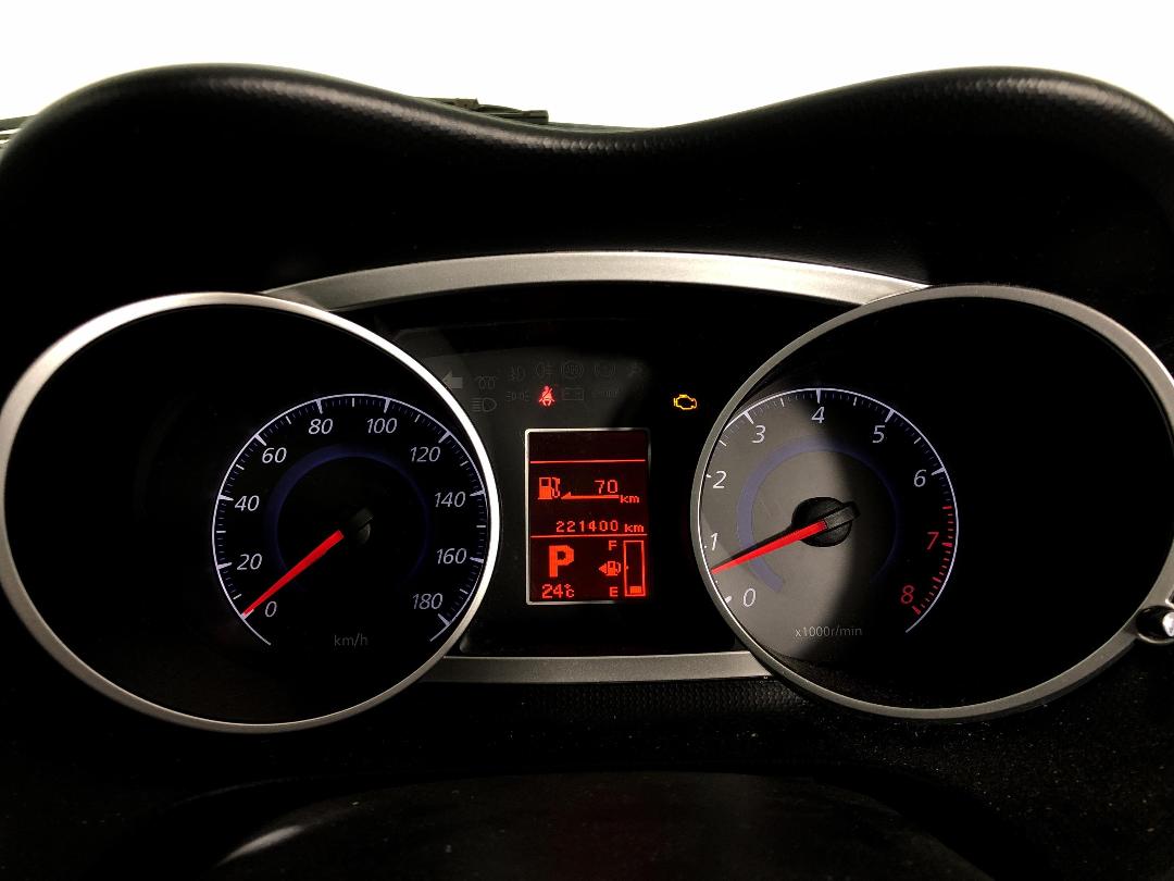 Photo '21' of Mitsubishi Outlander Photo '21' of Mitsubishi Outlander