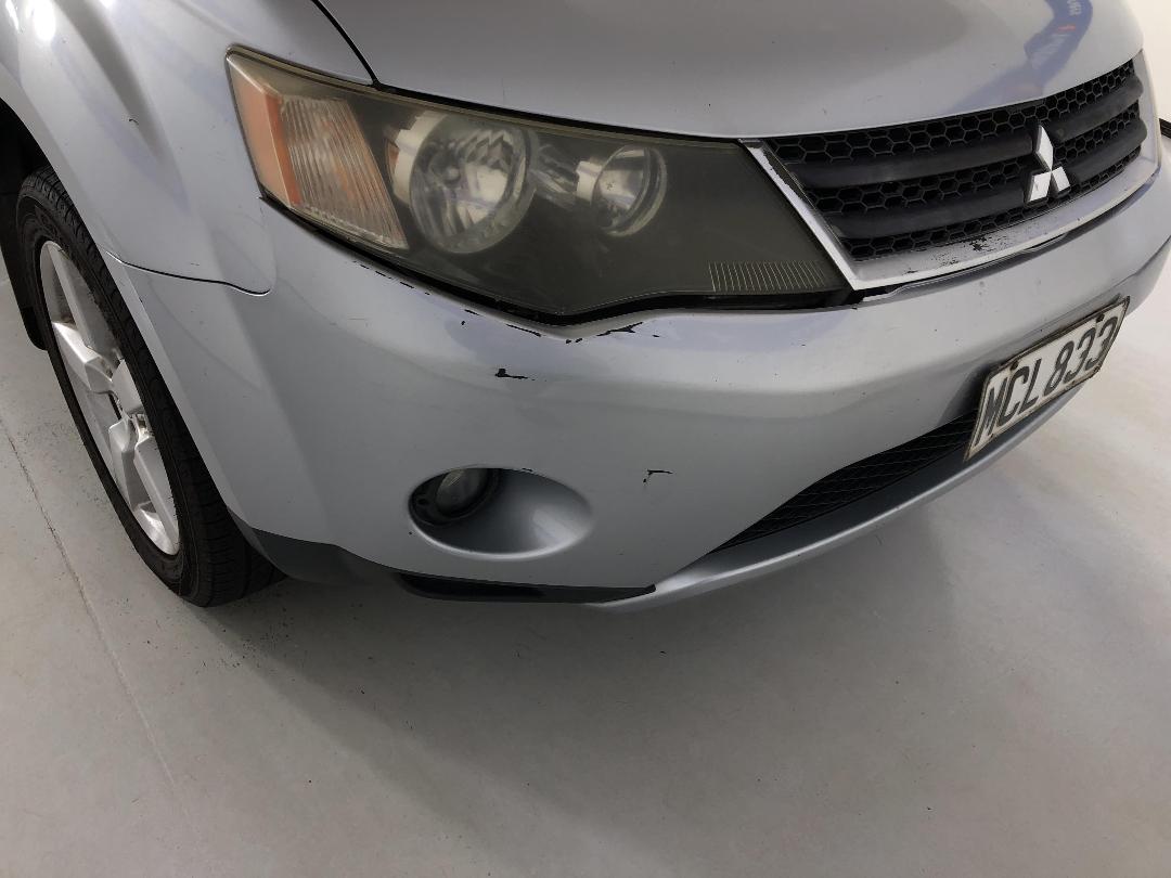 Photo '27' of Mitsubishi Outlander Photo '27' of Mitsubishi Outlander