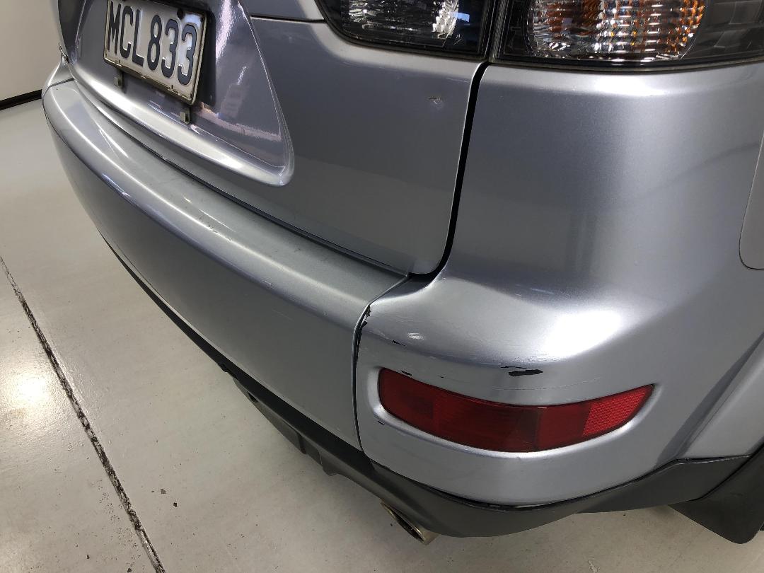 Photo '30' of Mitsubishi Outlander Photo '30' of Mitsubishi Outlander