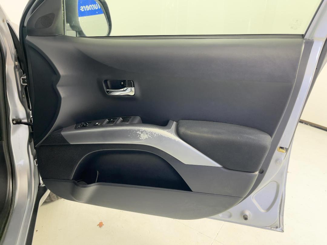 Photo '15' of Mitsubishi Outlander