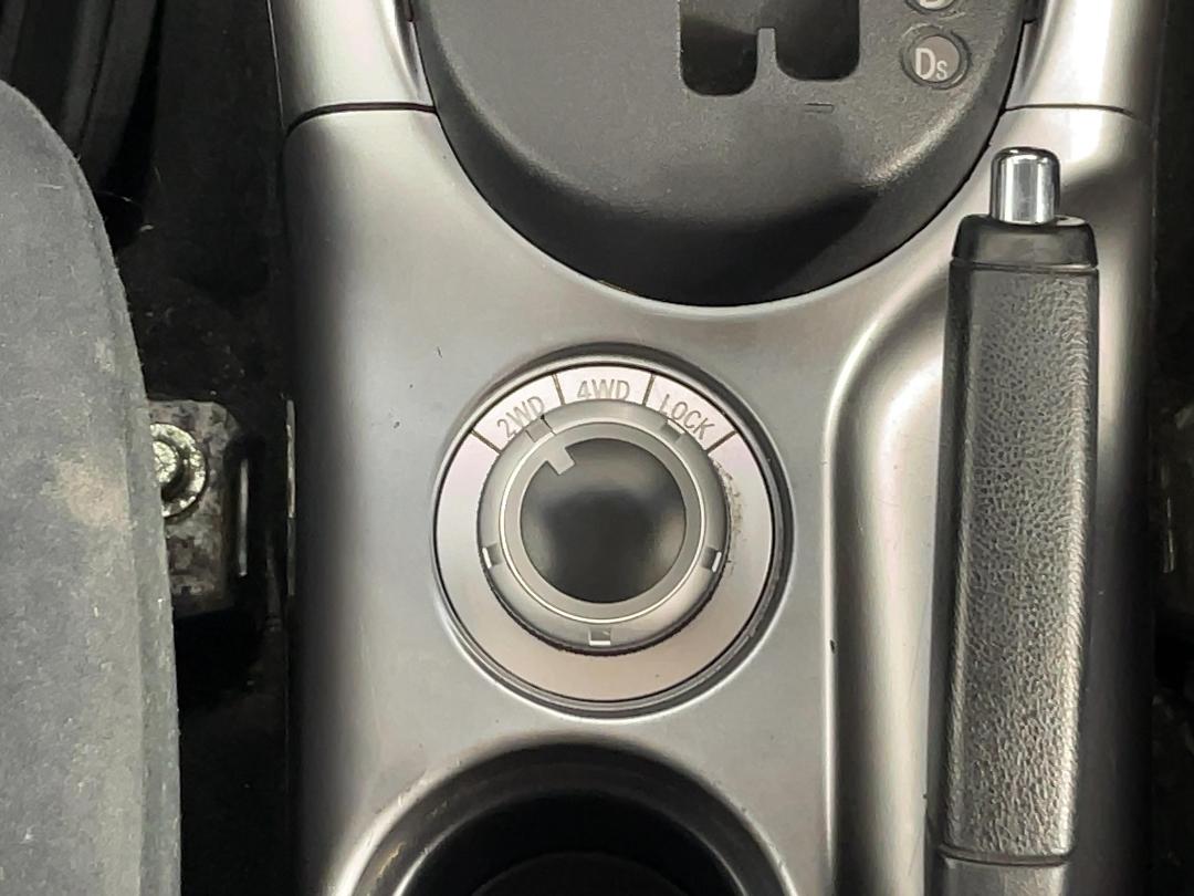 Photo '26' of Mitsubishi Outlander