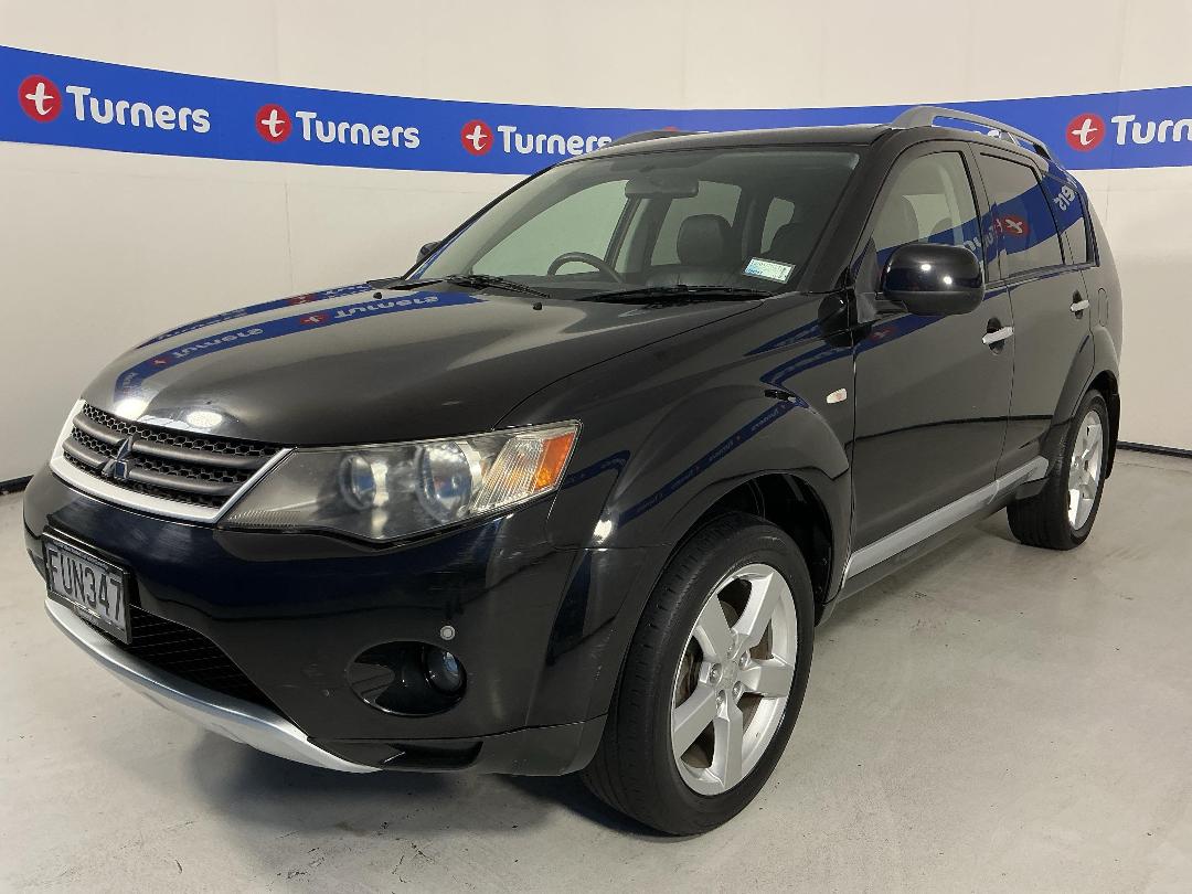 Photo '4' of Mitsubishi Outlander