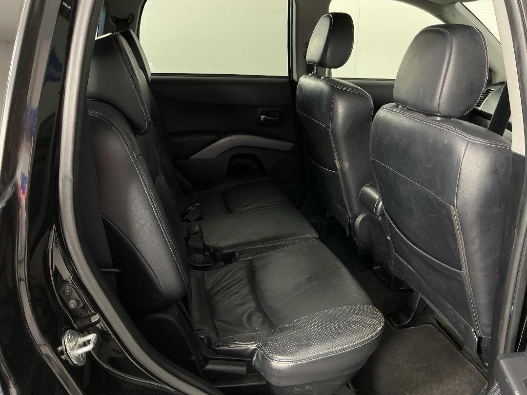 Photo '20' of Mitsubishi Outlander