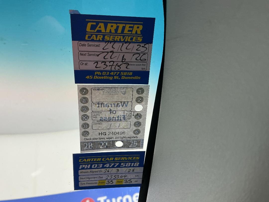 Photo '25' of Mitsubishi Outlander