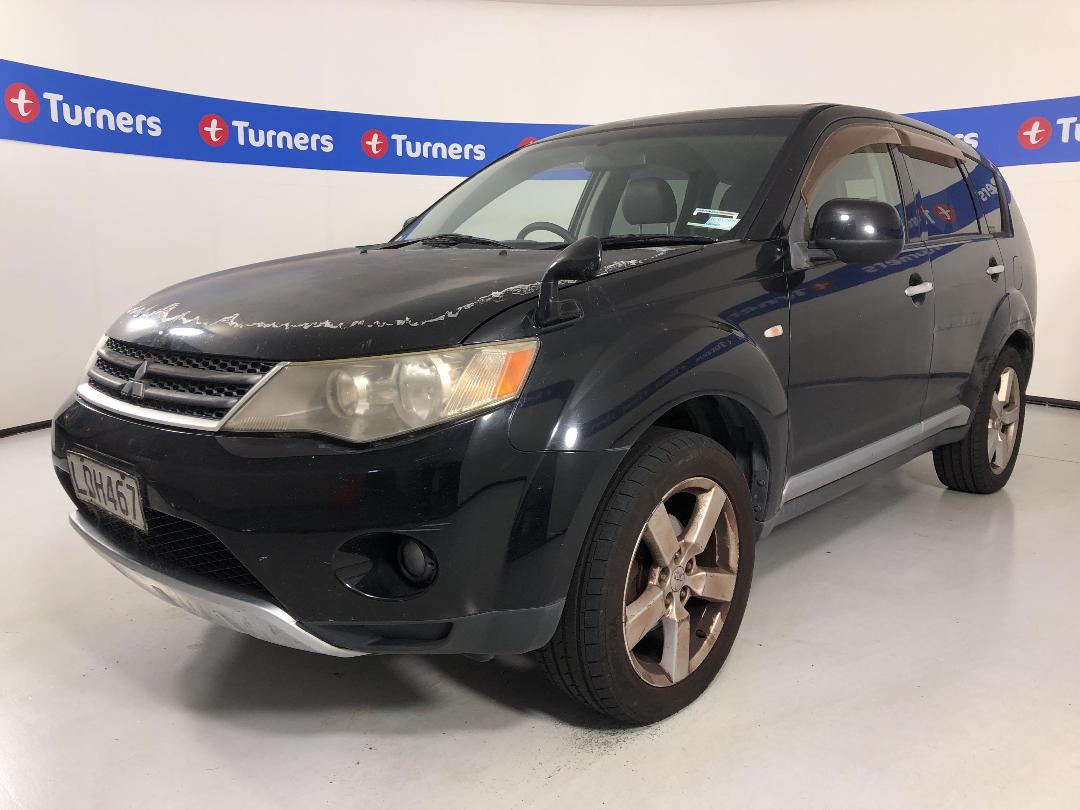 Photo '4' of Mitsubishi Outlander