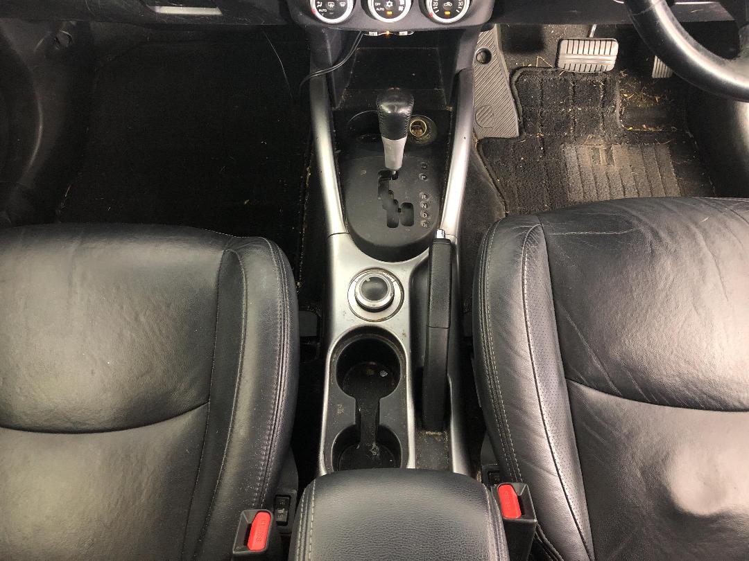 Photo '18' of Mitsubishi Outlander