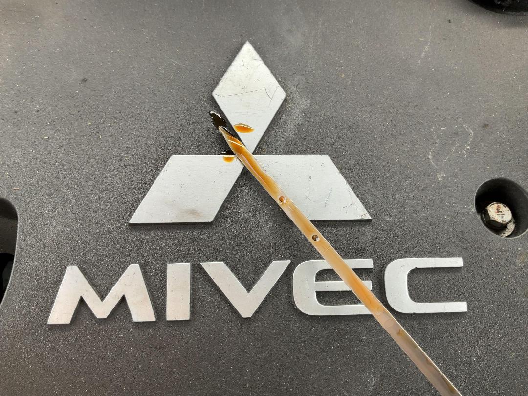 Photo '22' of Mitsubishi Outlander