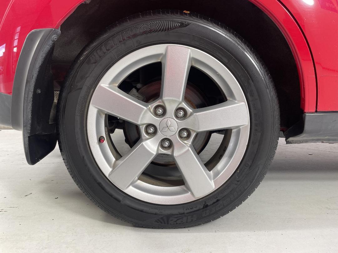 Photo '12' of Mitsubishi Outlander Photo '12' of Mitsubishi Outlander