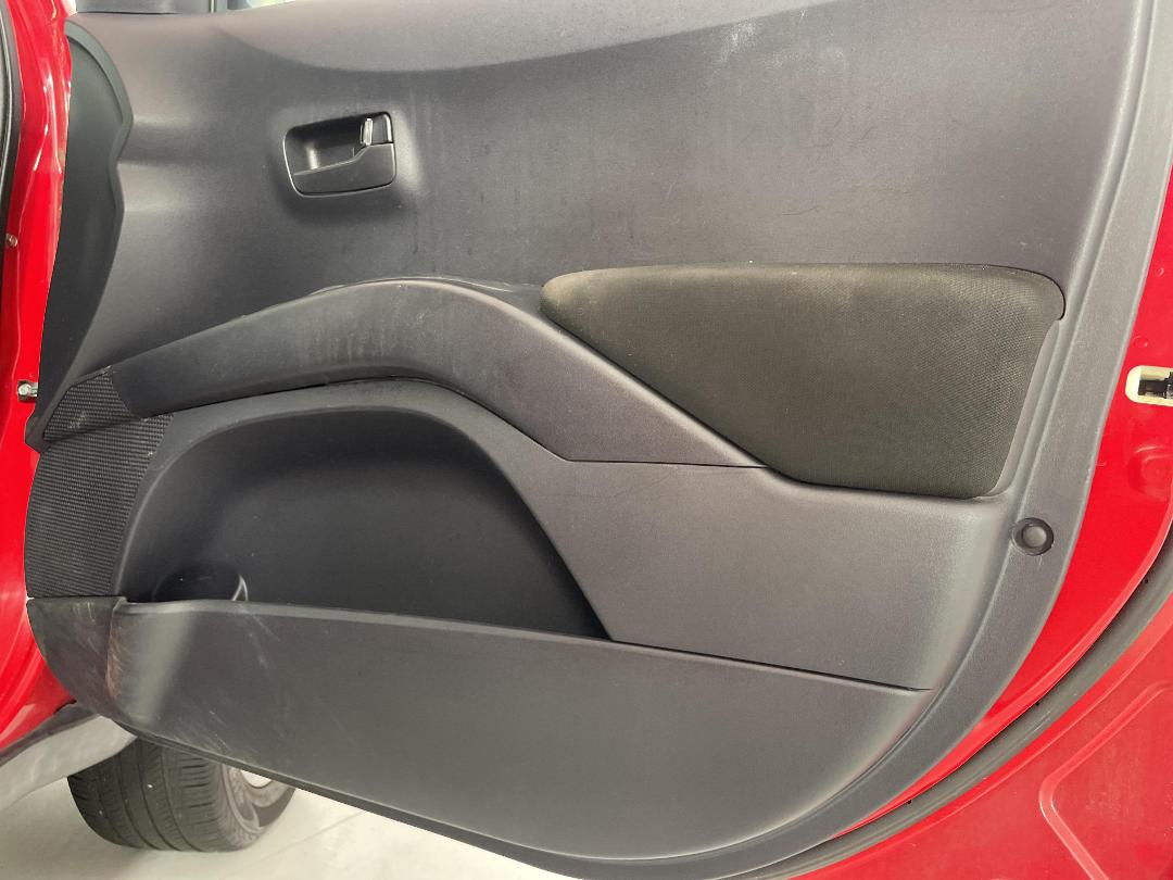 Photo '15' of Mitsubishi Outlander Photo '15' of Mitsubishi Outlander