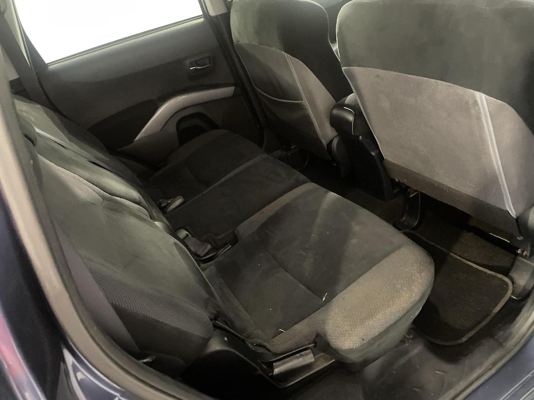 Photo '20' of Mitsubishi Outlander