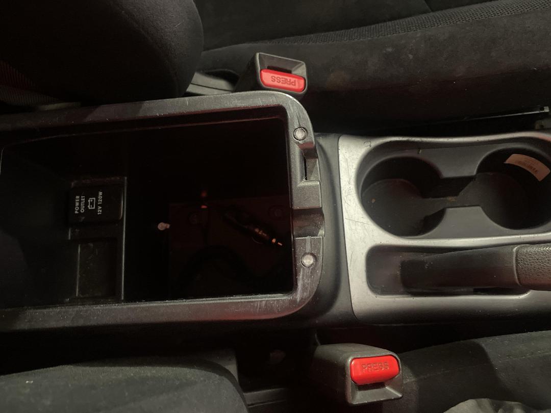 Photo '27' of Mitsubishi Outlander