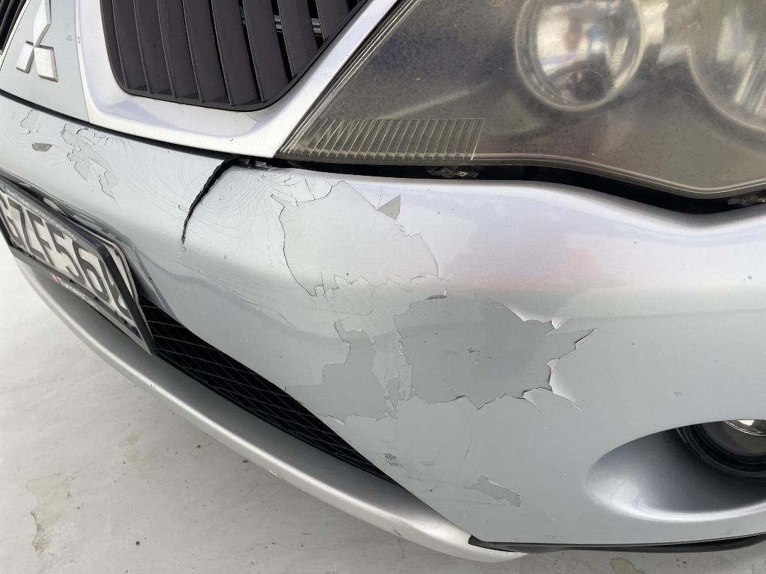 Photo '30' of Mitsubishi Outlander