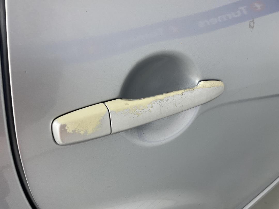 Photo '32' of Mitsubishi Outlander