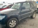 Thumbnail '2' of Mitsubishi Pajero SWB GLS