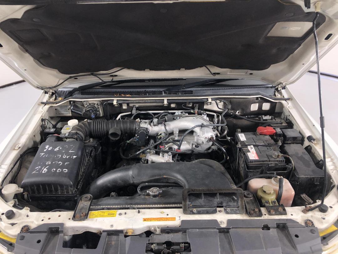 Photo '13' of Mitsubishi Pajero Photo '13' of Mitsubishi Pajero