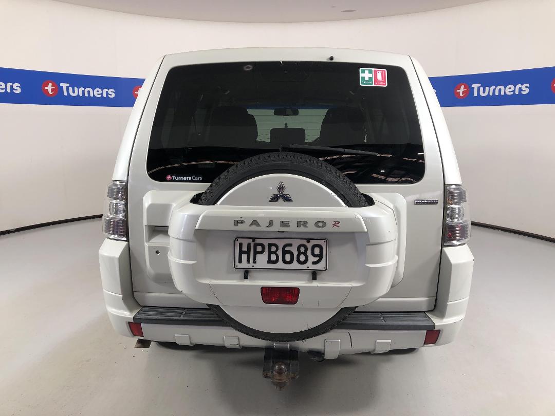 Photo '6' of Mitsubishi Pajero Photo '6' of Mitsubishi Pajero