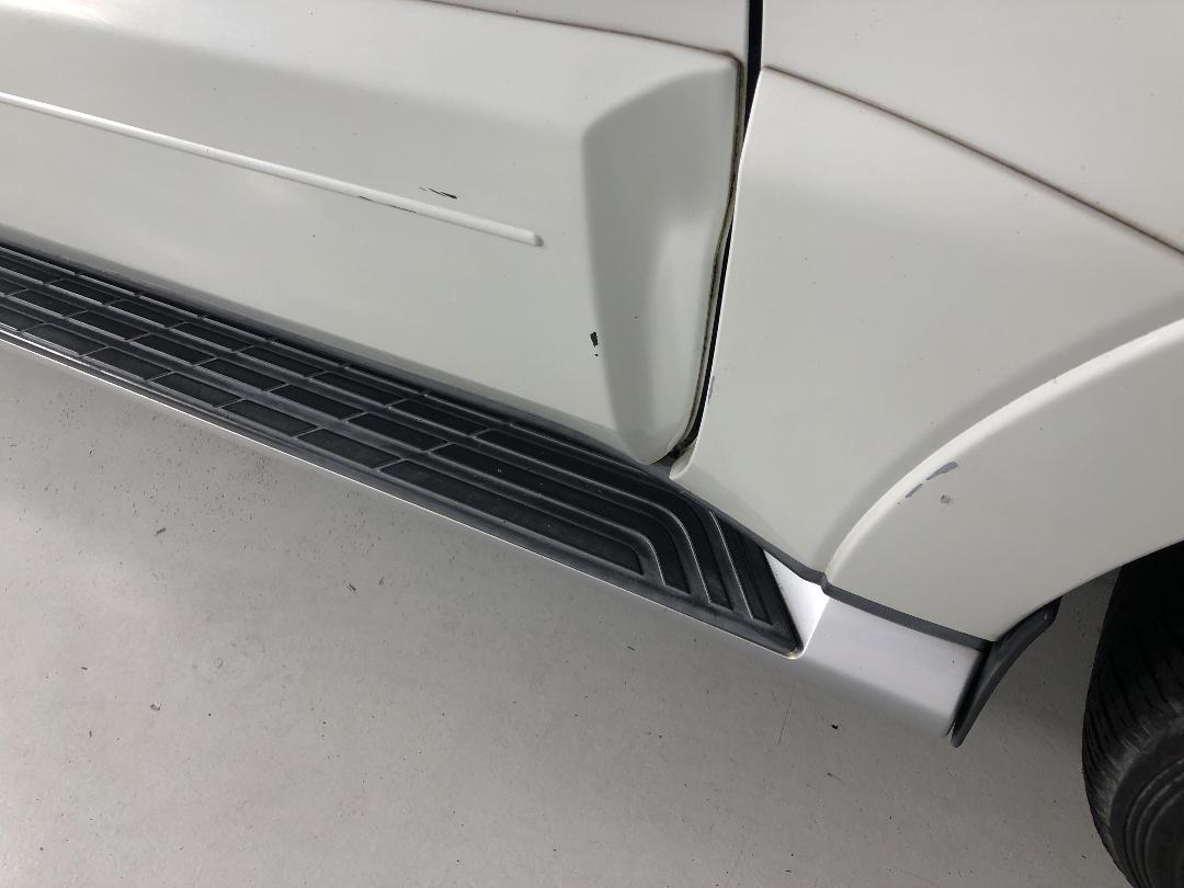 Photo '24' of Mitsubishi Pajero Photo '24' of Mitsubishi Pajero