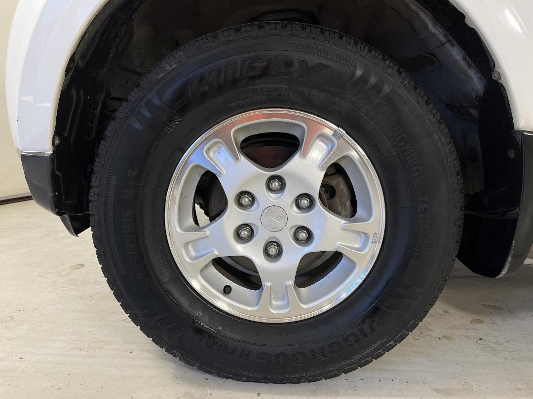 Photo '10' of Mitsubishi Pajero