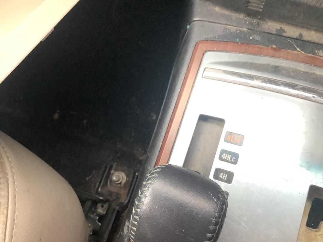 Photo '19' of Mitsubishi Pajero Photo '19' of Mitsubishi Pajero