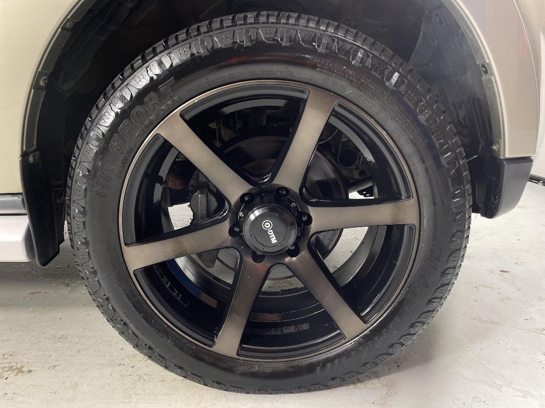 Photo '9' of Mitsubishi Pajero