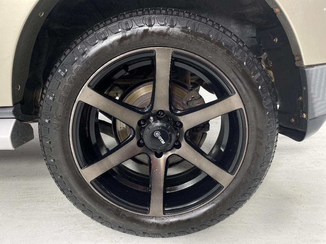 Photo '11' of Mitsubishi Pajero