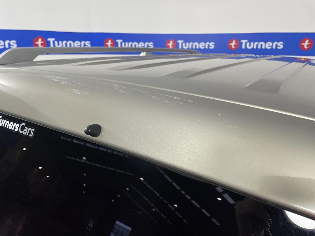 Photo '33' of Mitsubishi Pajero