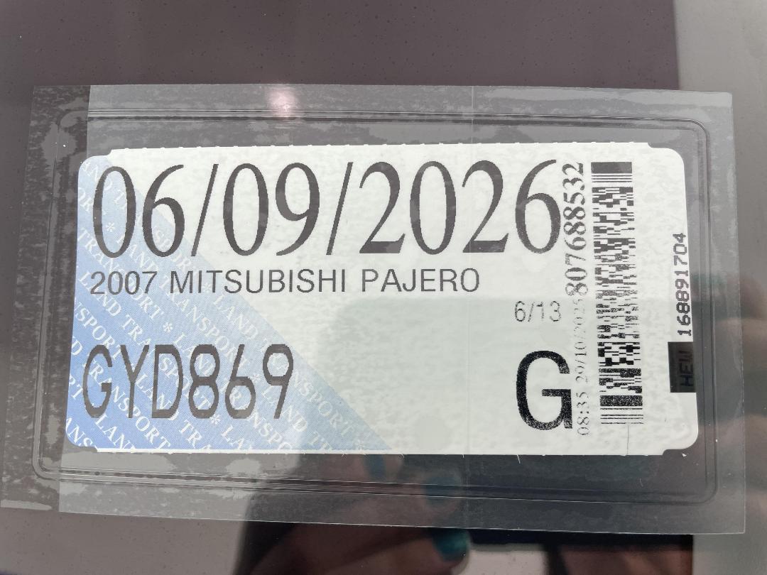 Photo '29' of Mitsubishi Pajero