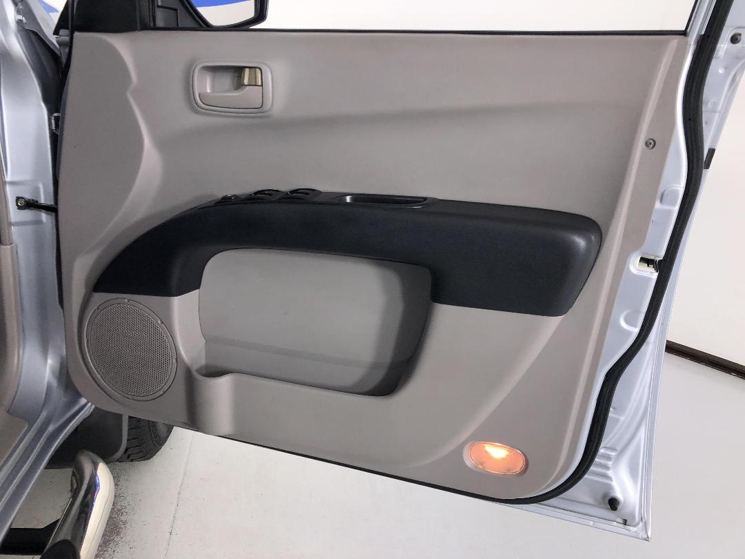 Photo '15' of Mitsubishi Triton