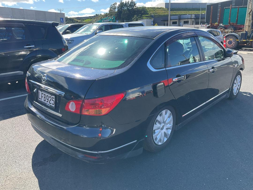 Photo '4' of Nissan Bluebird Sylphy Photo '4' of Nissan Bluebird Sylphy