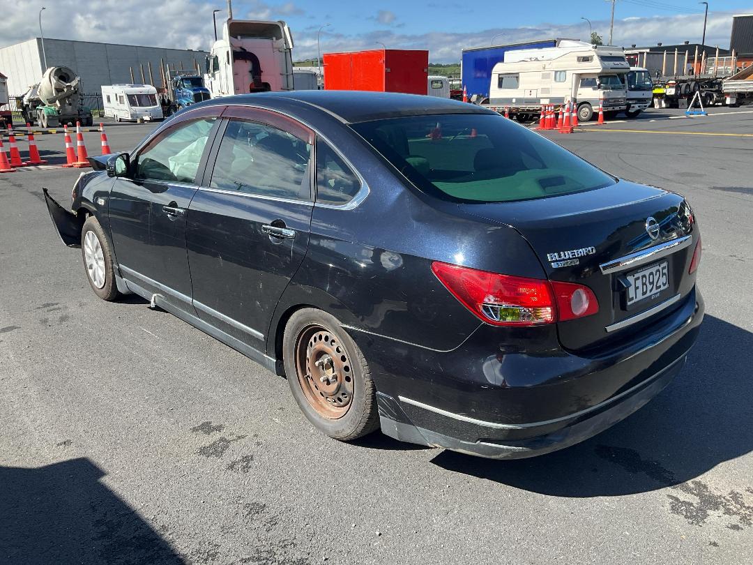 Photo '3' of Nissan Bluebird Sylphy Photo '3' of Nissan Bluebird Sylphy