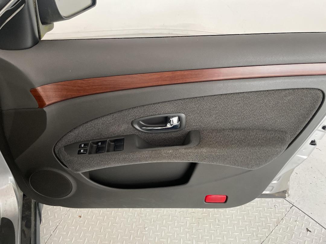 Photo '15' of Nissan Bluebird Photo '15' of Nissan Bluebird