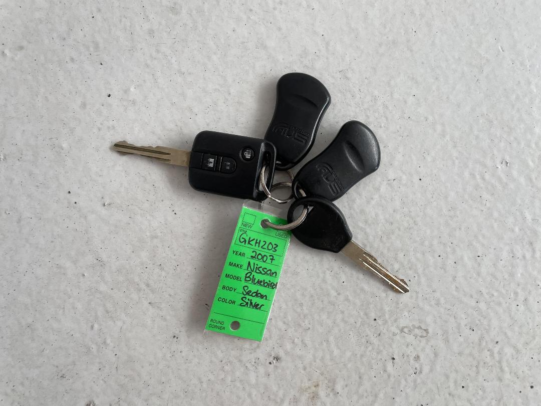 Photo '22' of Nissan Bluebird Photo '22' of Nissan Bluebird