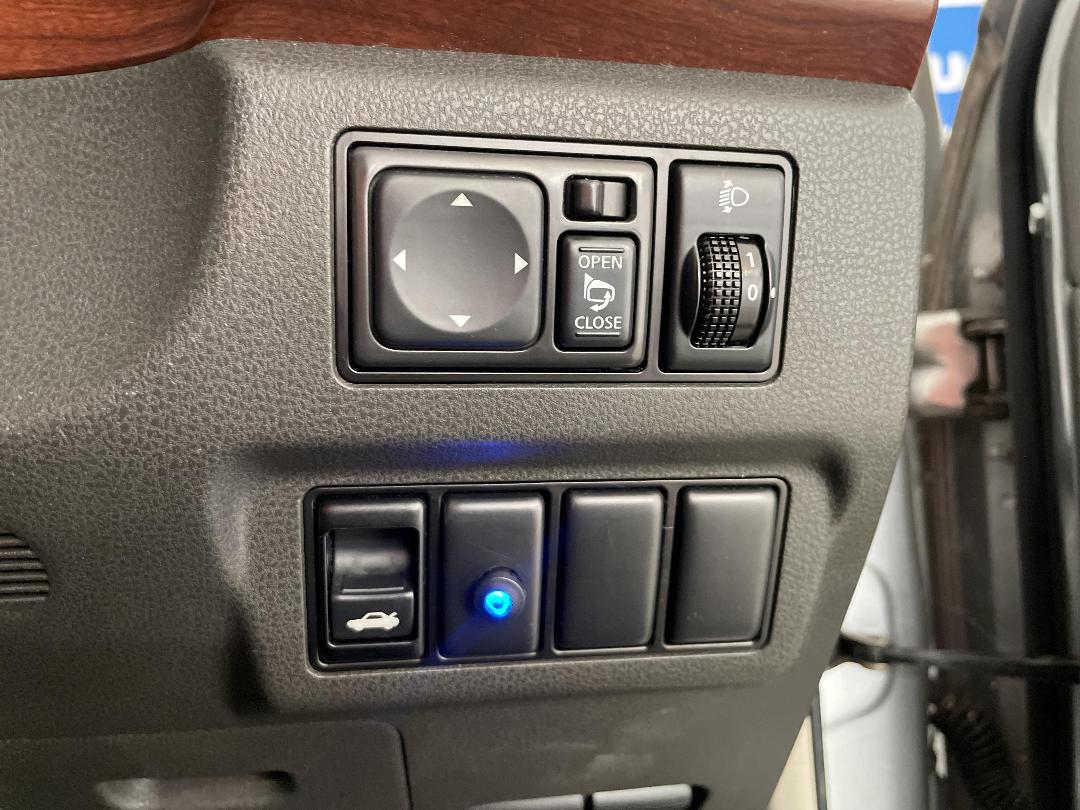 Photo '25' of Nissan Bluebird Photo '25' of Nissan Bluebird