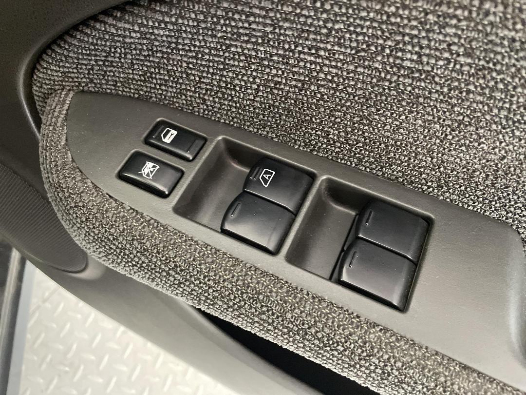 Photo '24' of Nissan Bluebird Photo '24' of Nissan Bluebird