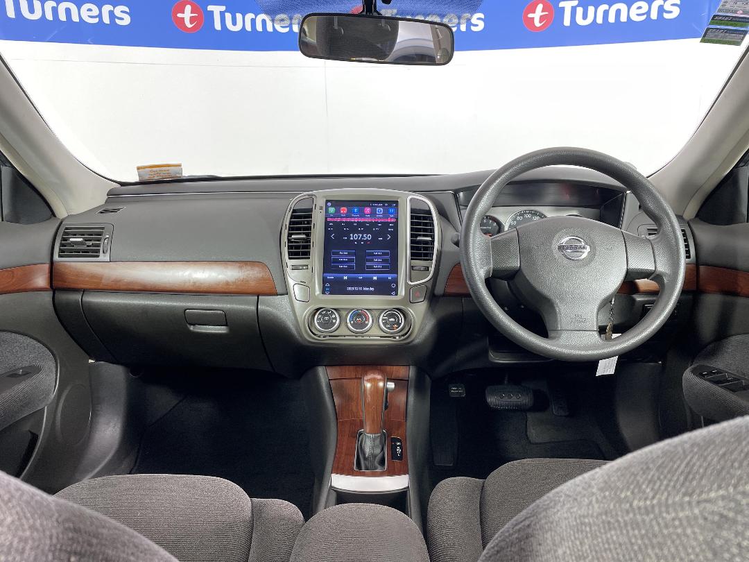 Photo '17' of Nissan Bluebird