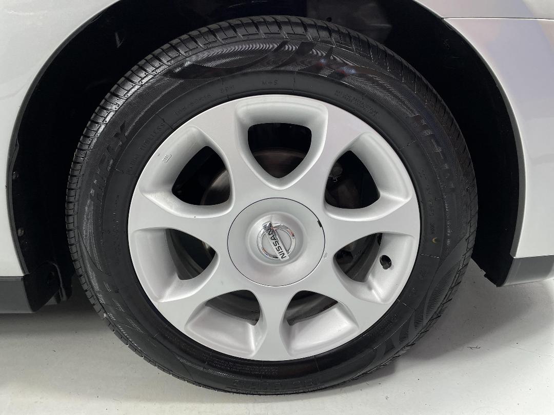 Photo '9' of Nissan Bluebird