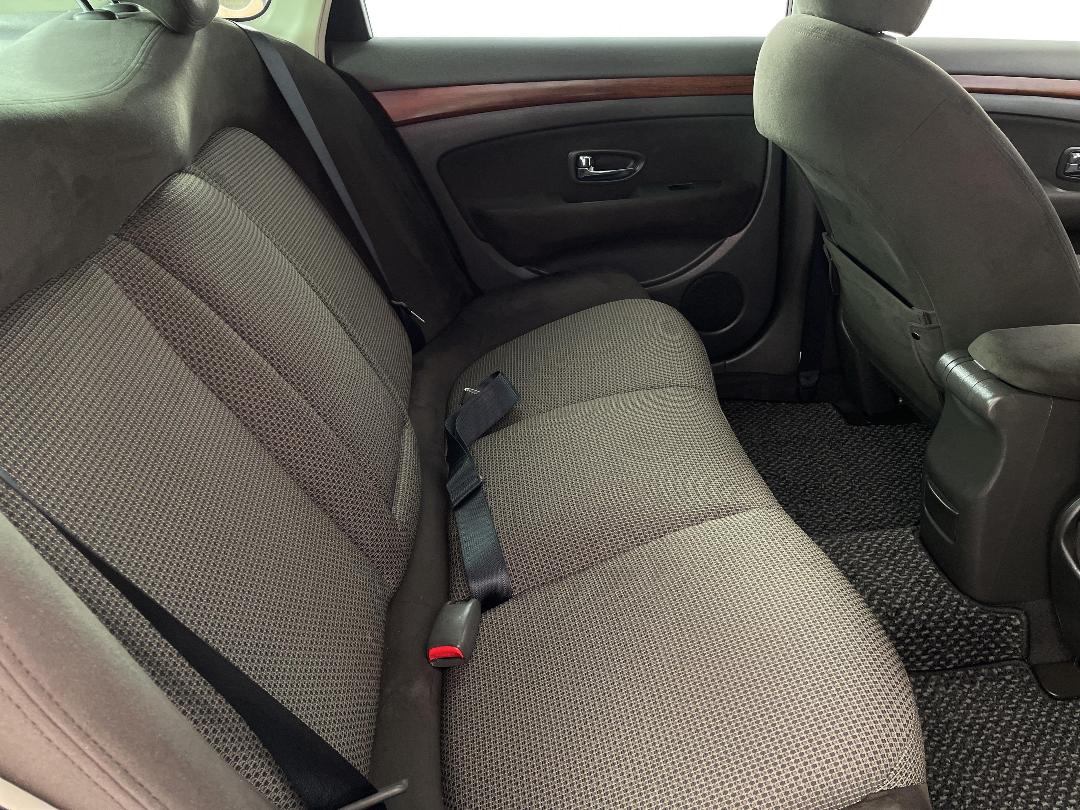 Photo '20' of Nissan Bluebird