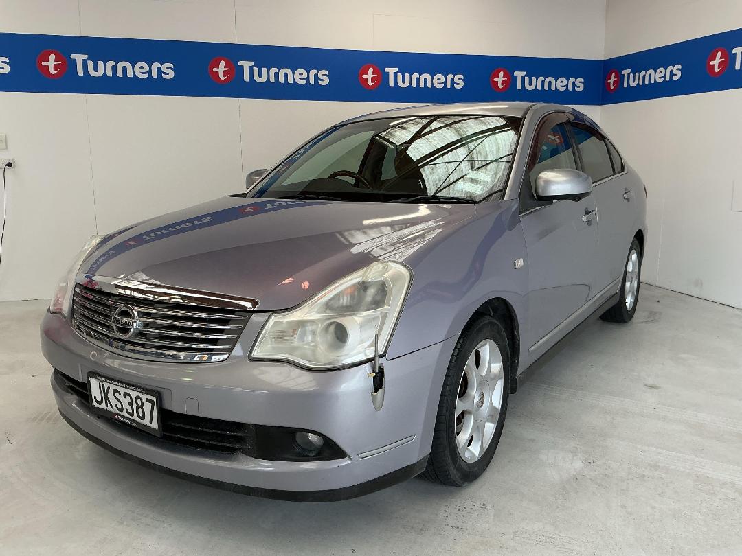 Photo '4' of Nissan Bluebird