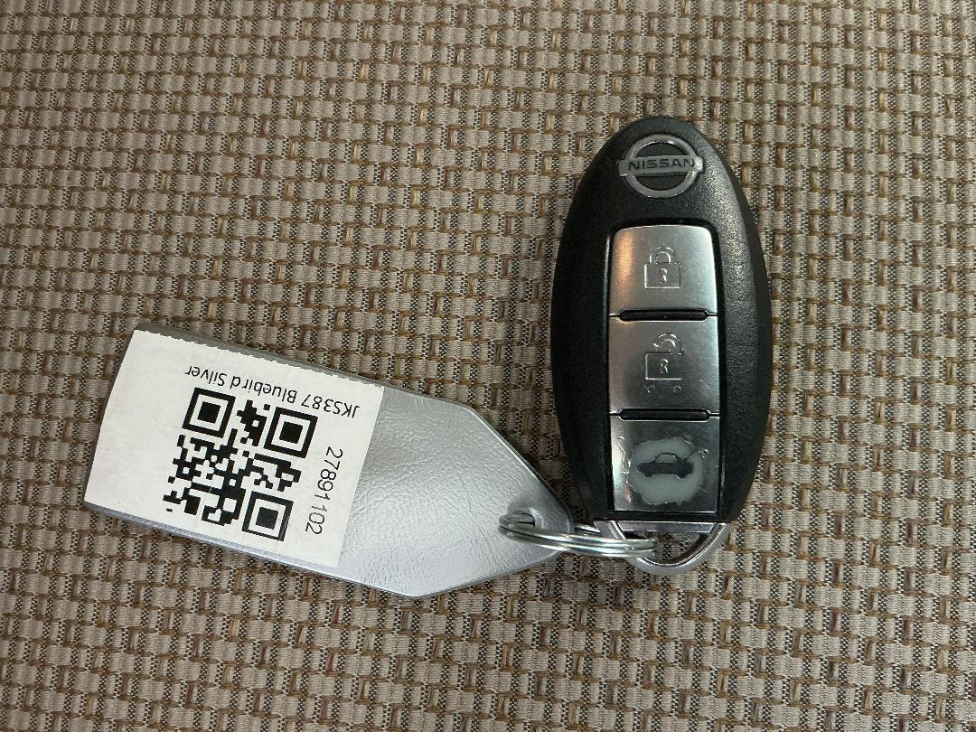 Photo '22' of Nissan Bluebird