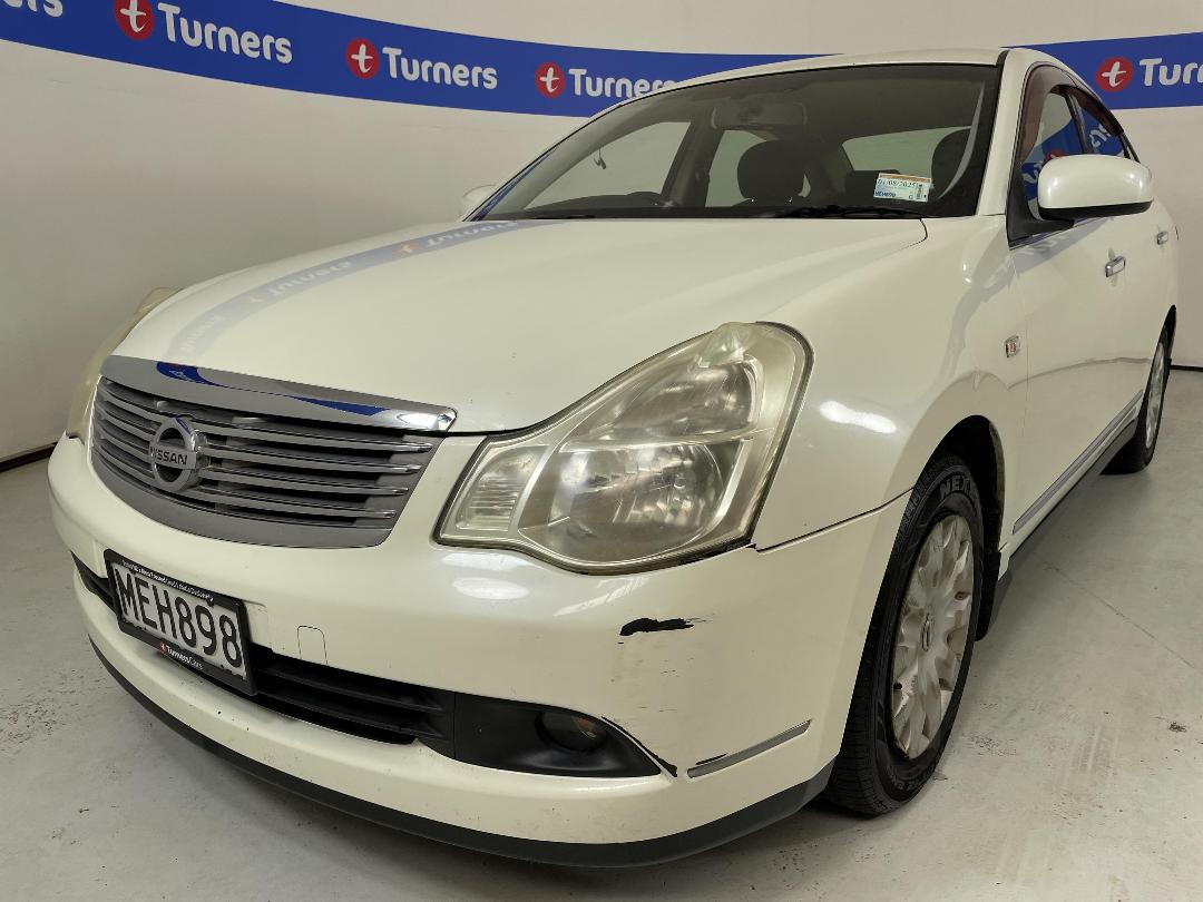 Photo '4' of Nissan Bluebird