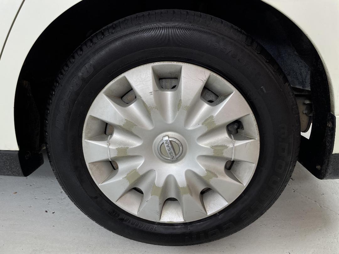 Photo '11' of Nissan Bluebird