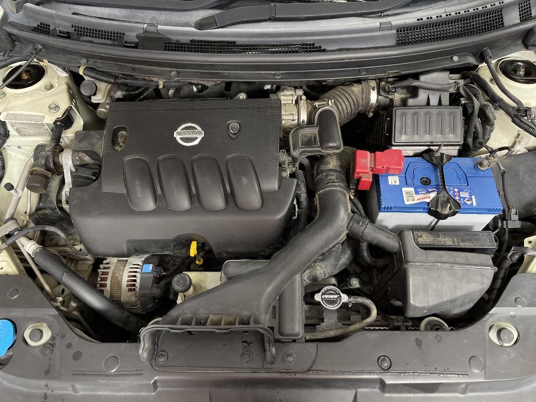 Photo '13' of Nissan Bluebird